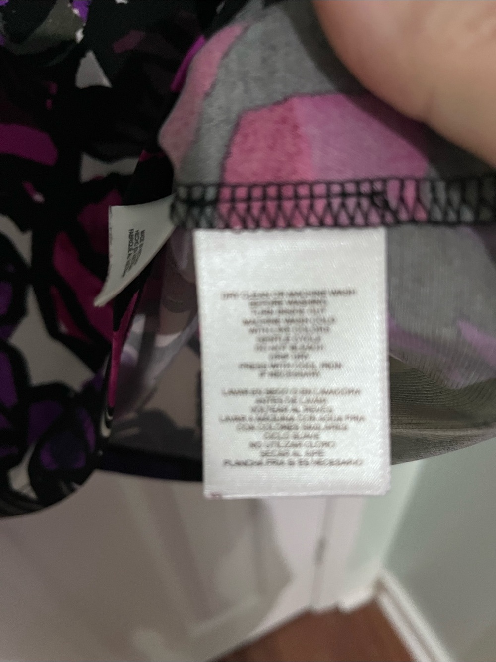 Kasper Floral Sleeveless Camisole in Purple and Fuchsia - Picture 5 of 8